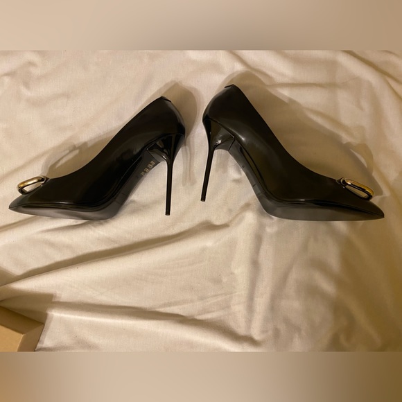 burberry  heels - Picture 7 of 13